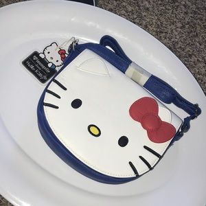 Hello kitty purse